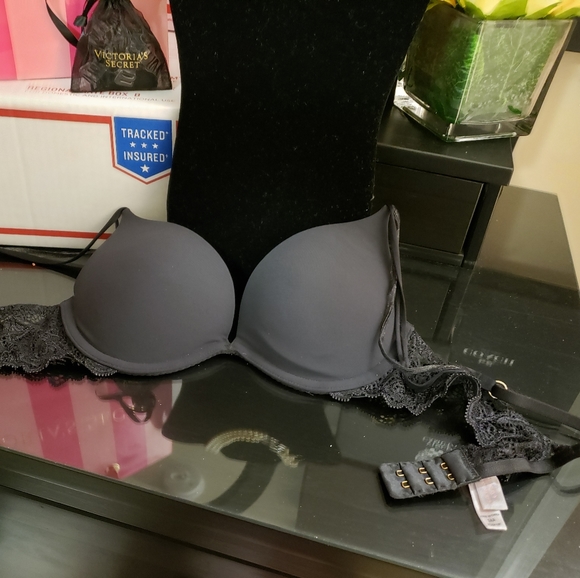 🛍 Victoria's Secret " Very Sexy" Push -Up Bra - Picture 12 of 15
